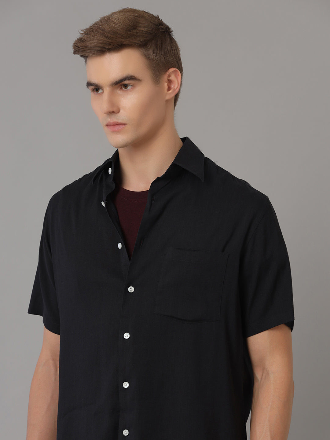 Aldeno Men Solid Casual Black Shirt LINUS