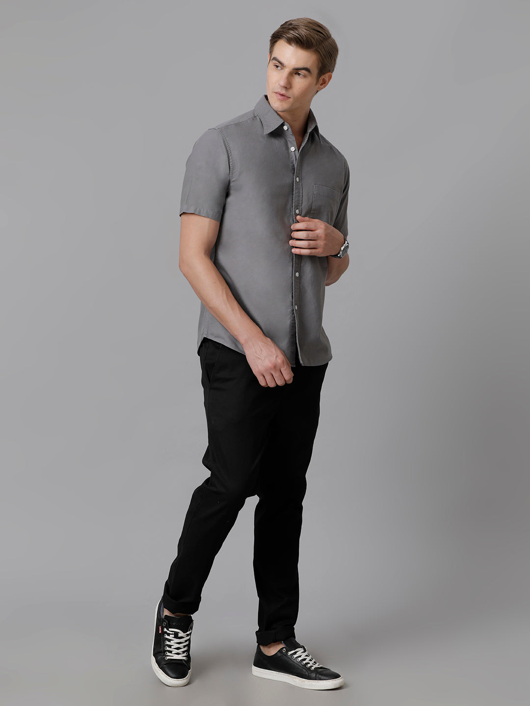 Aldeno Men Solid Casual Grey Shirt (ODULF)