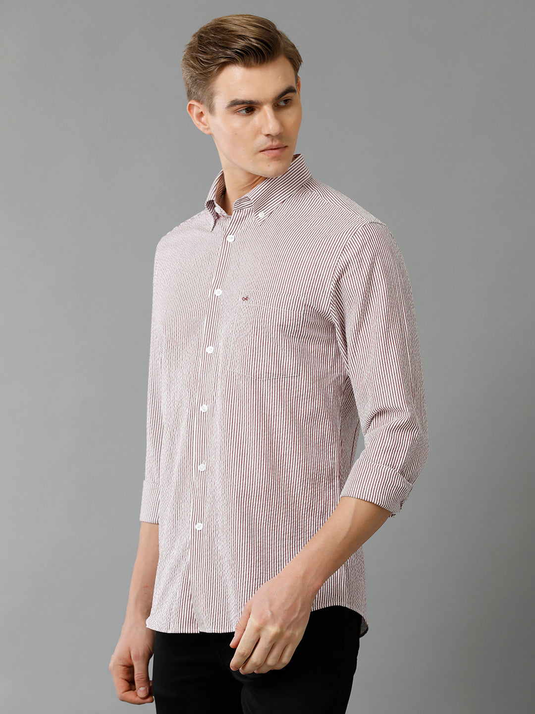 Aldeno Mens Slim Fit Vertical Stripes Red Formal Cotton Seersucker Shirt (CONLE)