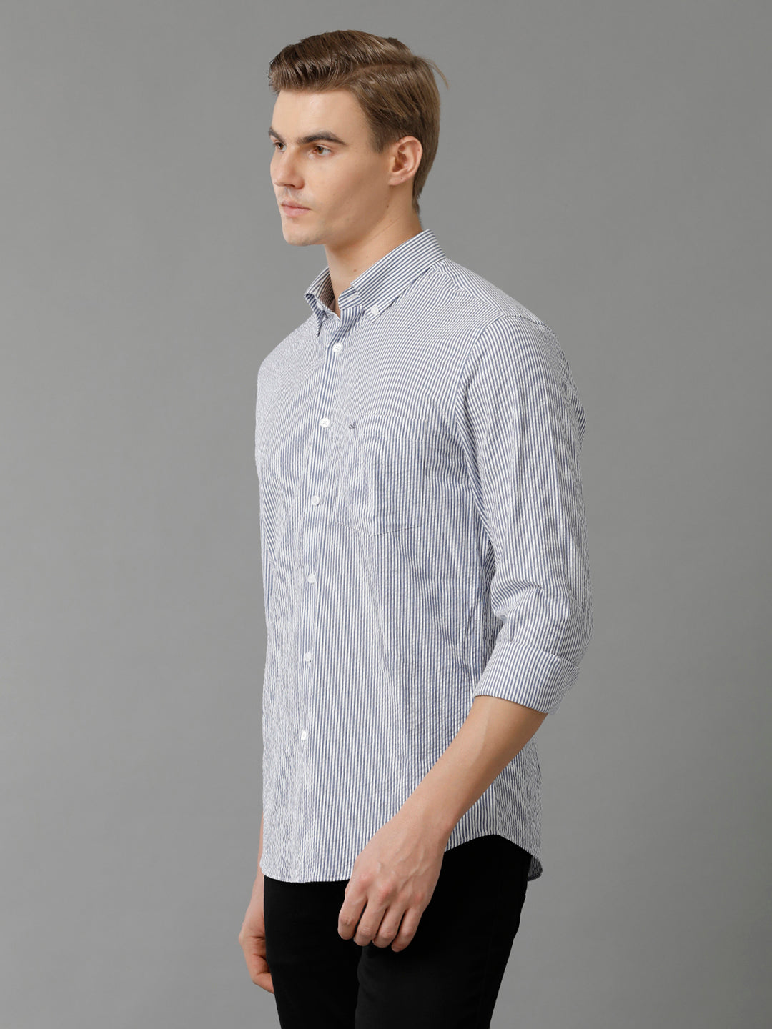 Aldeno Mens Slim Fit Vertical Stripes Navy Blue Formal Cotton Seersucker Shirt (CYLIS)