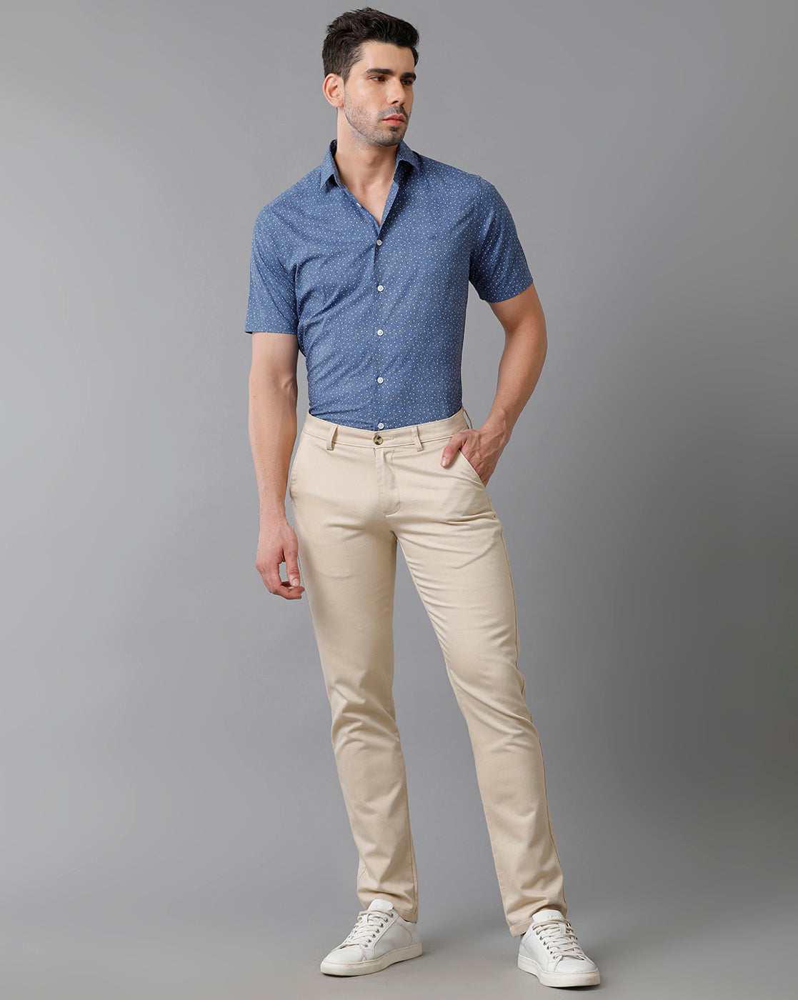 Aldeno Mens Regular Fit Polka Dots White Casual Cotton Shirt (CLAV)