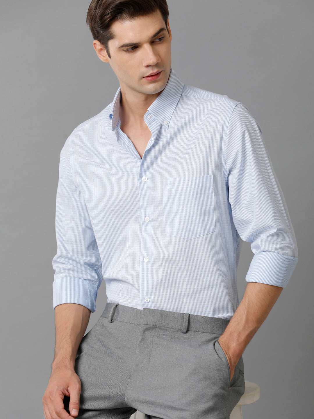 Aldeno Mens Slim Fit Vertical Stripes Blue Formal Cotton Shirt (CHEVY)