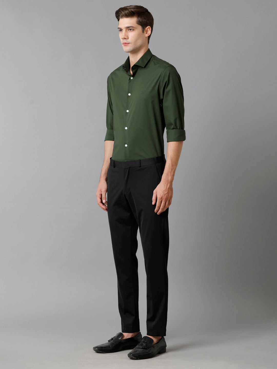 Aldeno Mens Slim Fit Solid Green Formal Satin Shirt (CHORD)