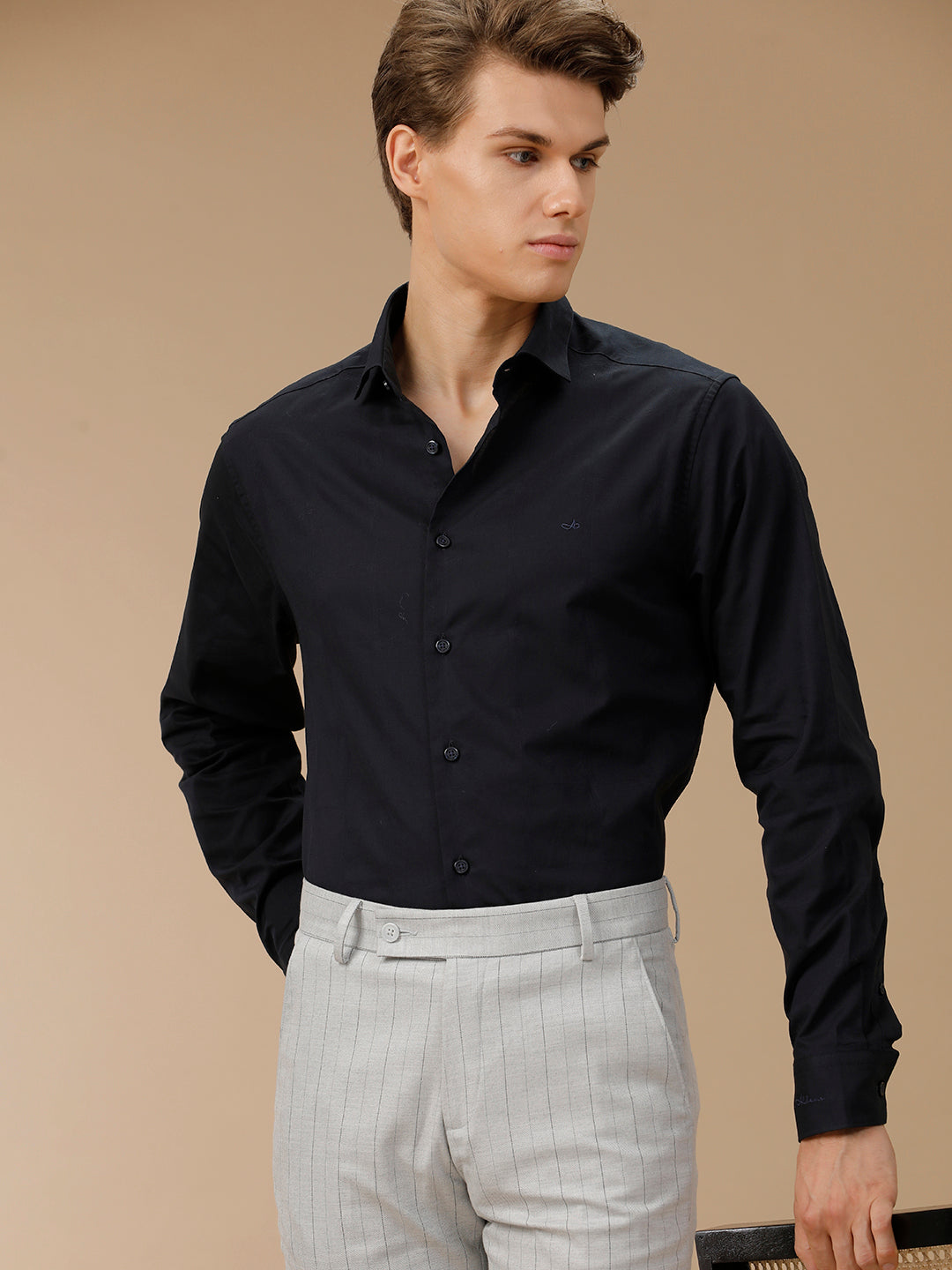 Buy Men s Regular Fit Plain Black Formal Shirt Online Aldeno