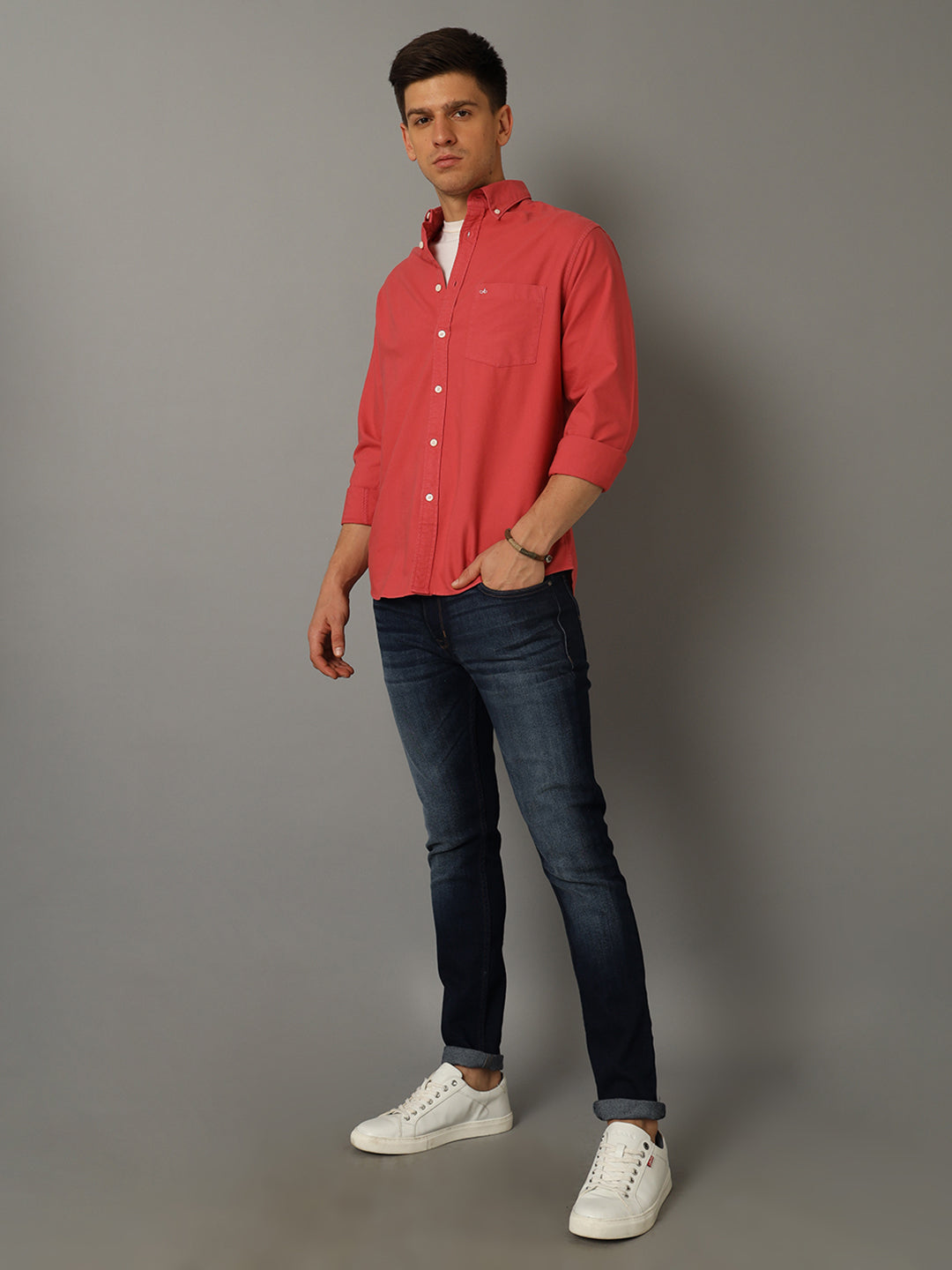 Aldeno Men Solid Casual Pink Shirt