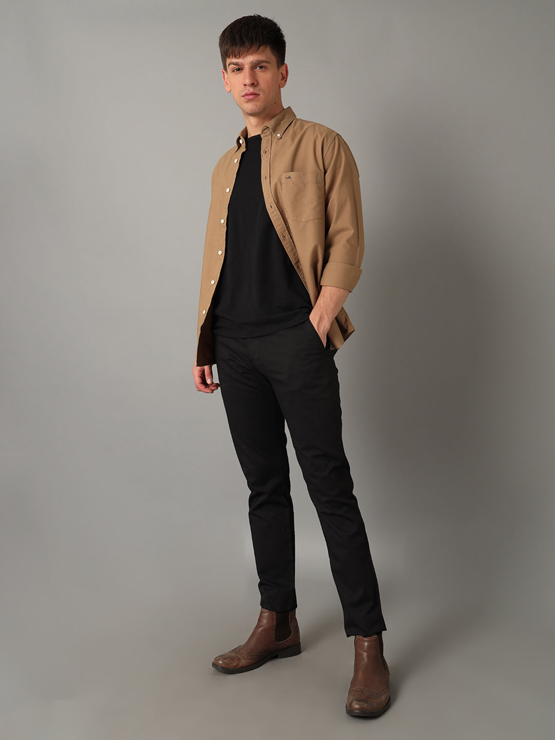 Aldeno Men Solid Casual Beige Shirt