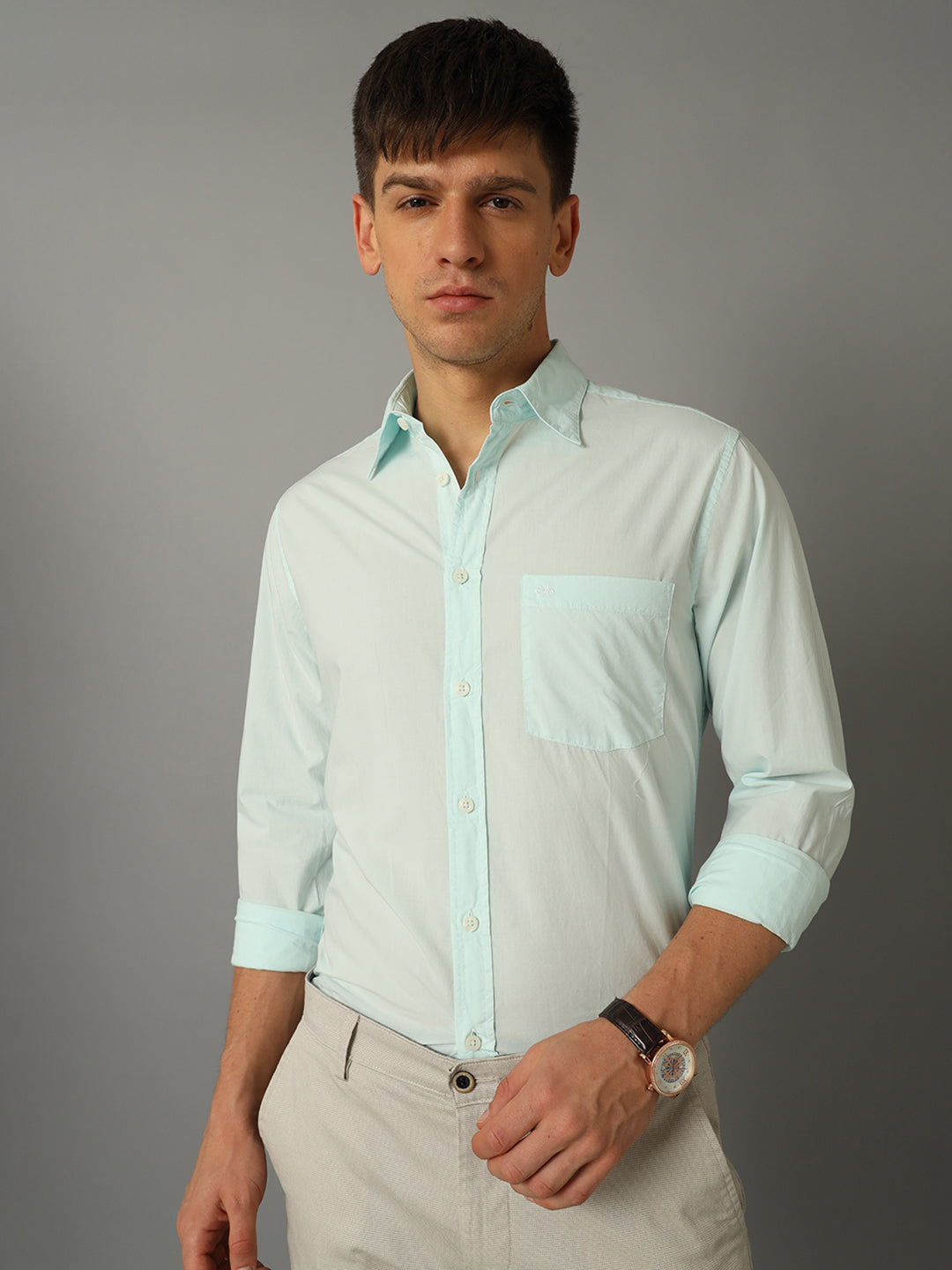 Aldeno Men Solid Formal Light Green Shirt