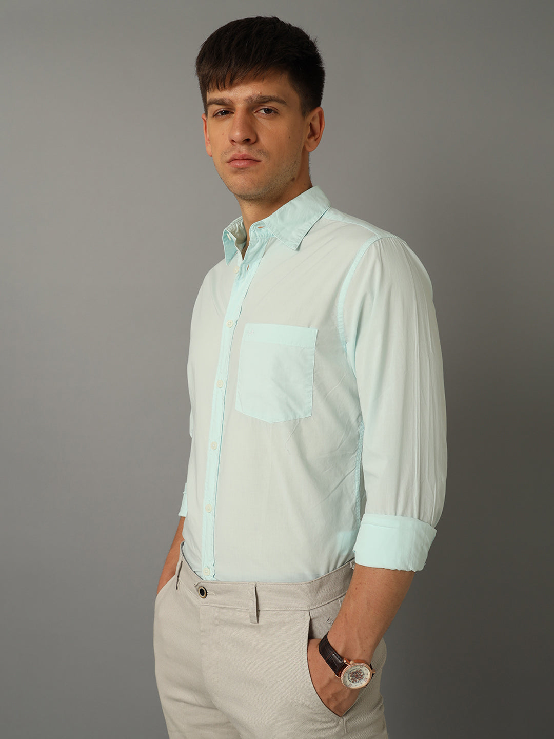 Aldeno Men Solid Formal Light Green Shirt