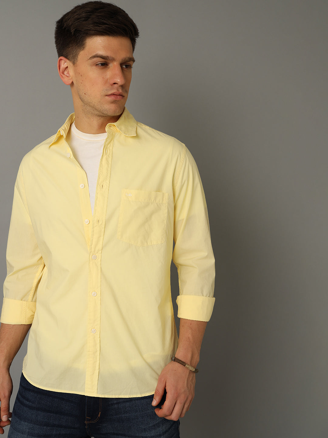 Aldeno Men Solid Casual Yellow Shirt