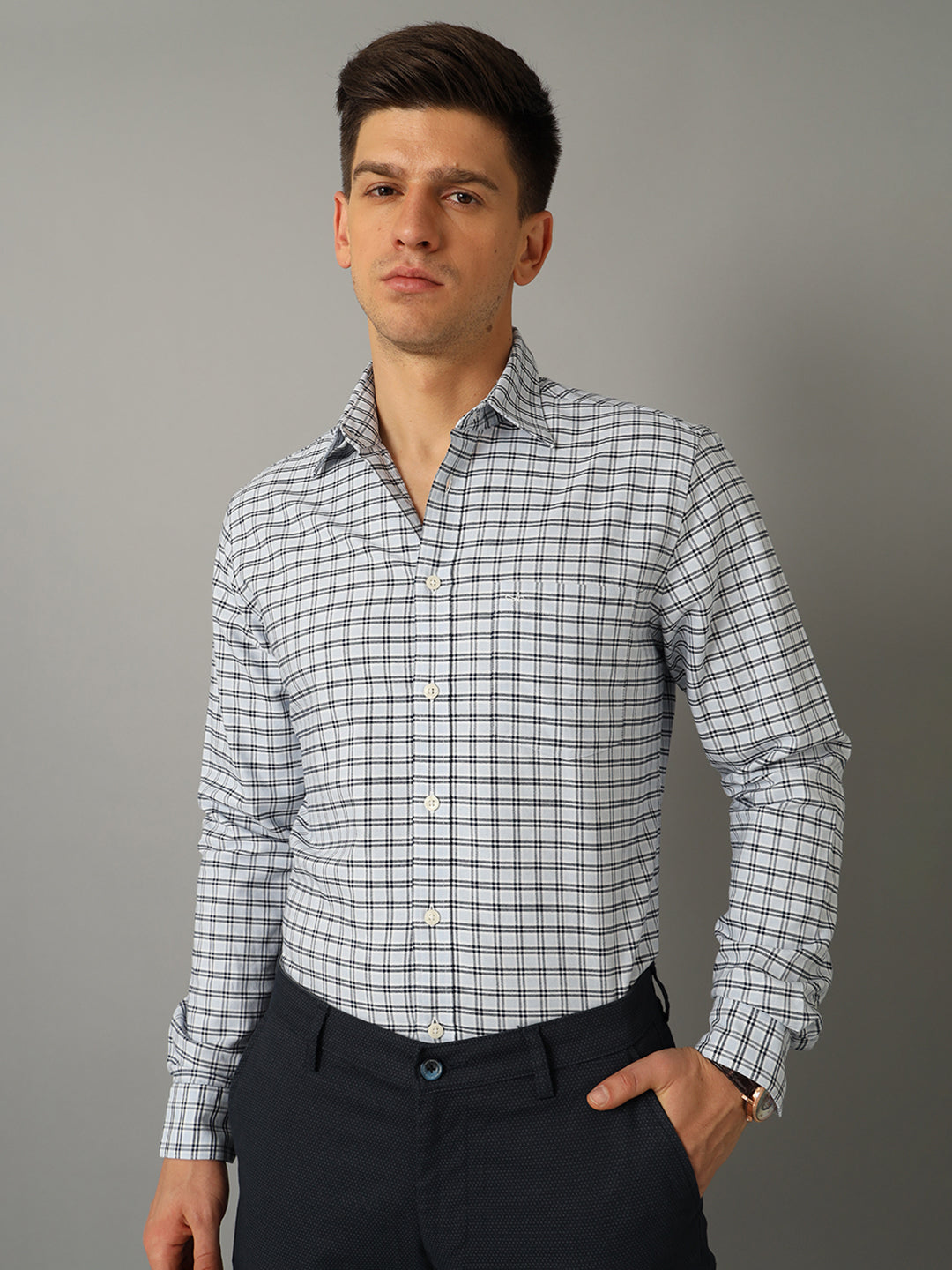 Aldeno Men Checkered Blue Casual Shirt