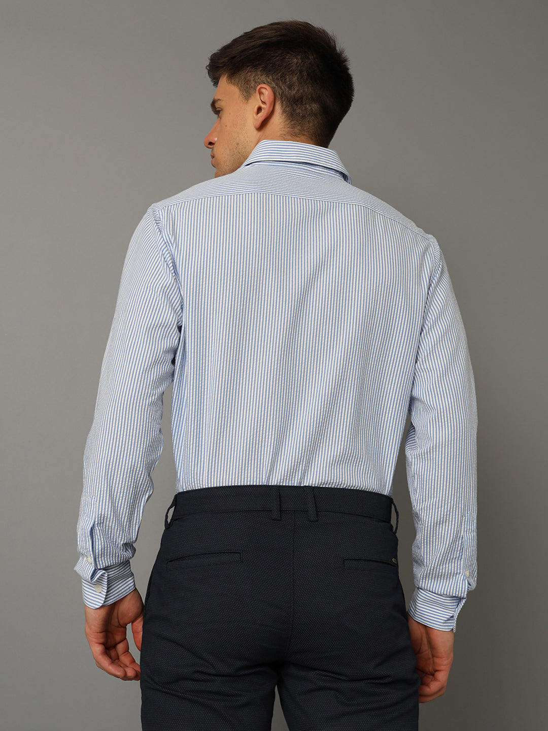 Aldeno Men Striped Formal Light Blue Shirt