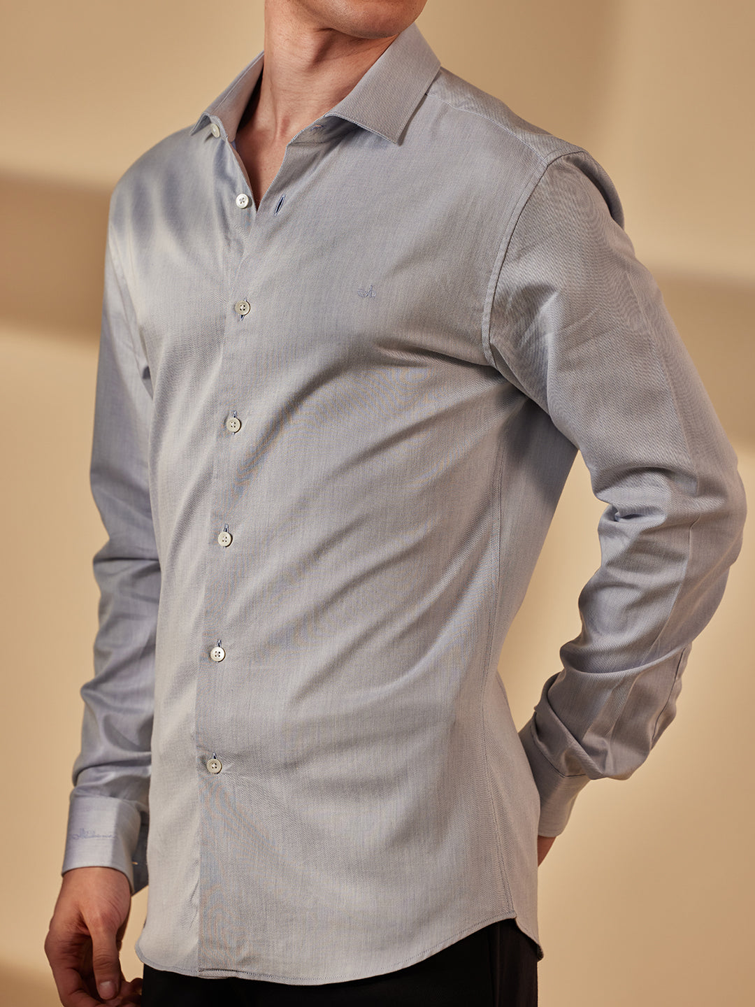 Aldeno Men Slim Fit Solid Light Grey Cotton Shirt (MEDN)