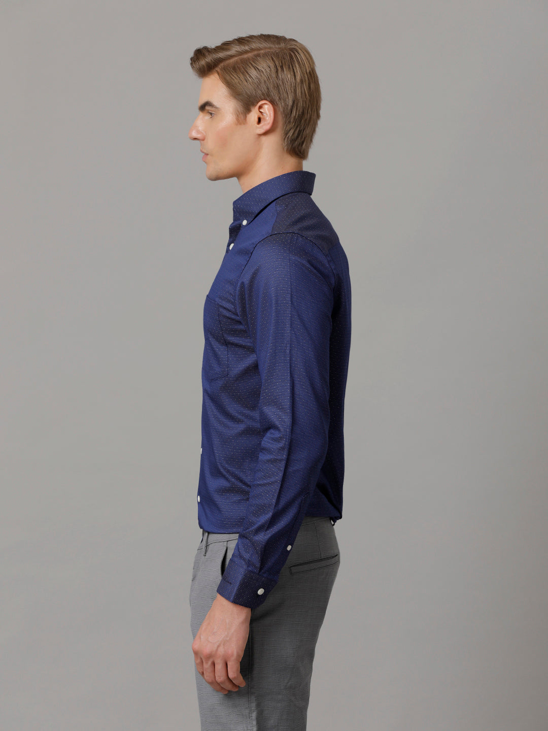 Aldeno Men Solid Formal Navy Blue Shirt (CADER)