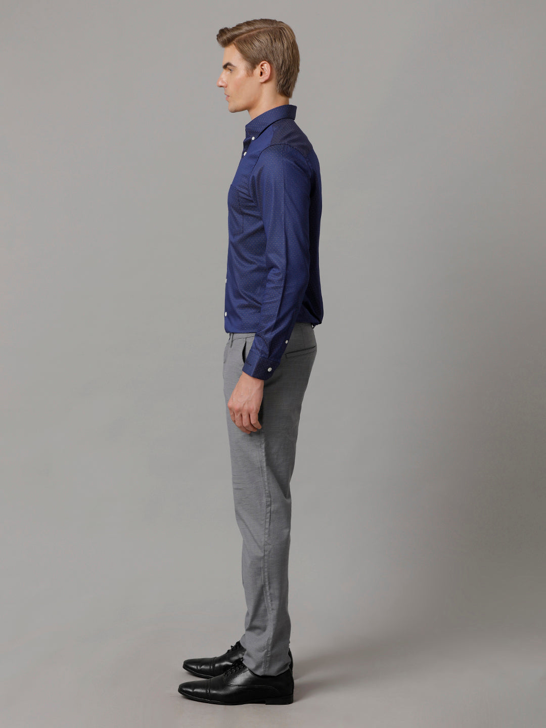 Aldeno Men Solid Formal Navy Blue Shirt (CADER)