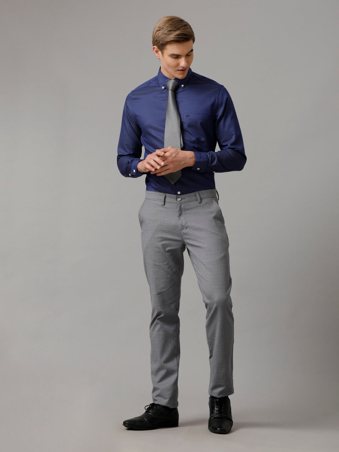 Aldeno Men Solid Formal Navy Blue Shirt (CADER)