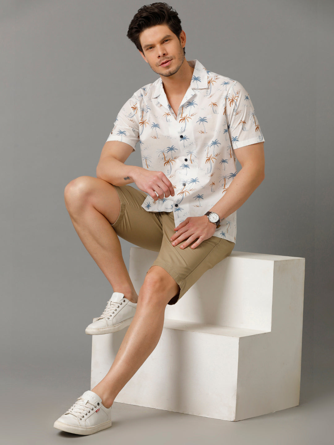 Aldeno Mens Regular Fit Floral Print White Casual Cotton Shirt (CALAN)