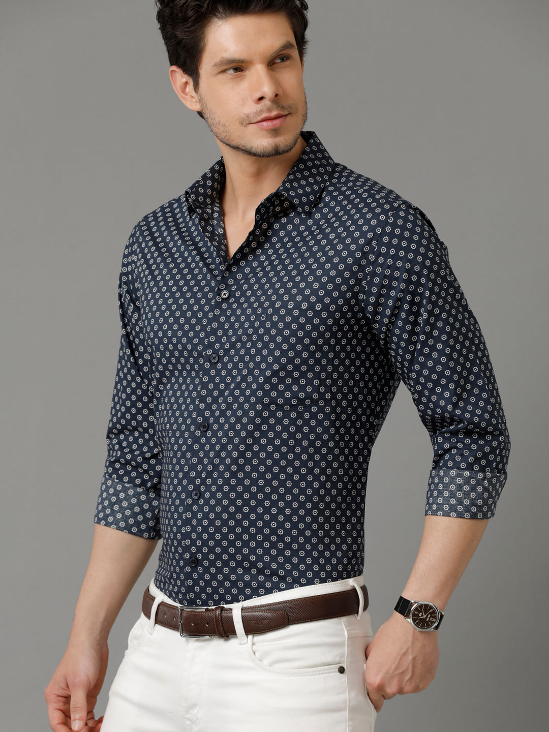 Aldeno Mens Regular Fit Abstract Print Navy Blue Casual Cotton Shirt (CHENG)
