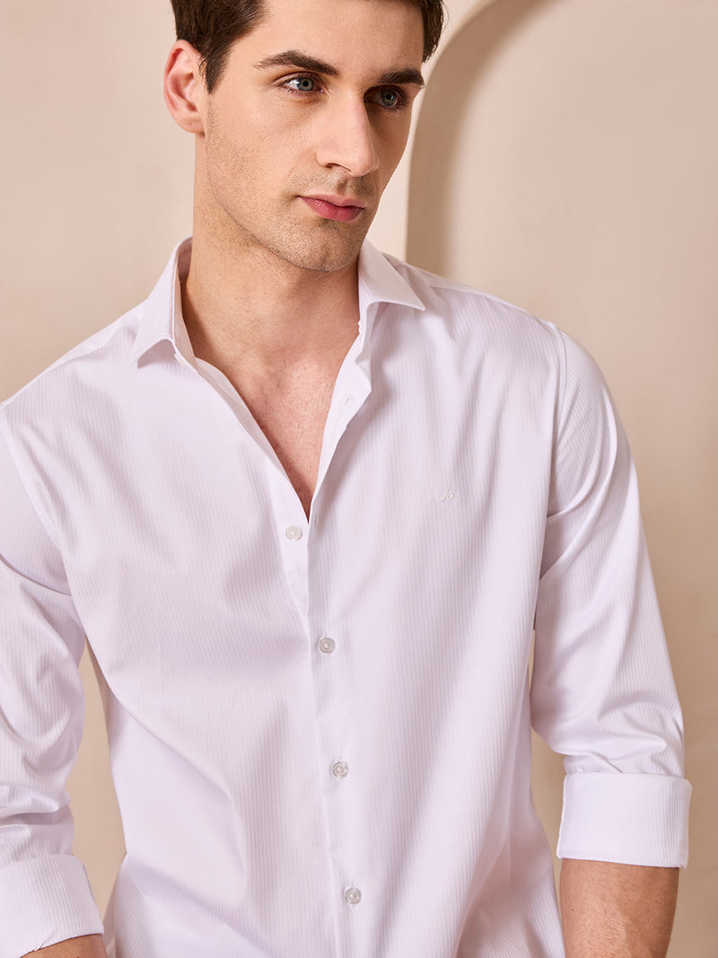 White regular fit cotton textured casual shirt for men (CINAS)