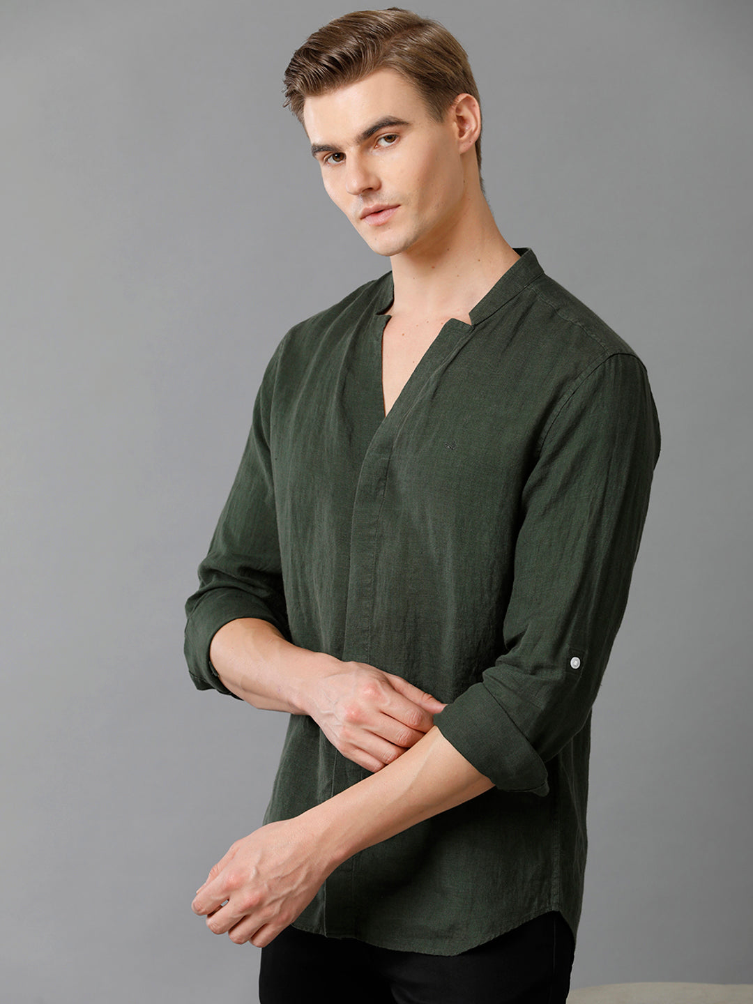 Aldeno Mens Regular Fit Solid Green Casual Linen Shirt (LAZLO)