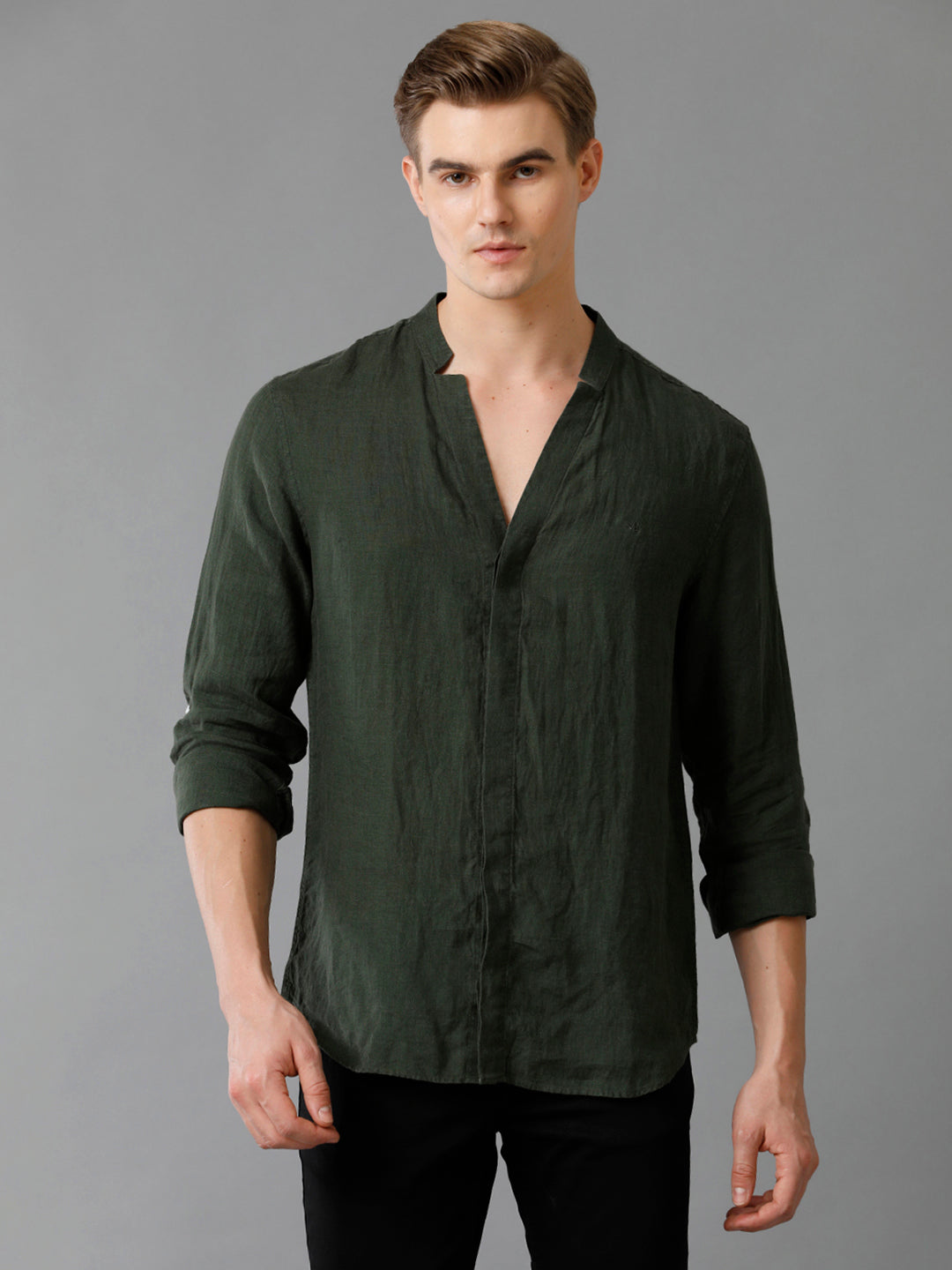 Aldeno Mens Regular Fit Solid Green Casual Linen Shirt (LAZLO)