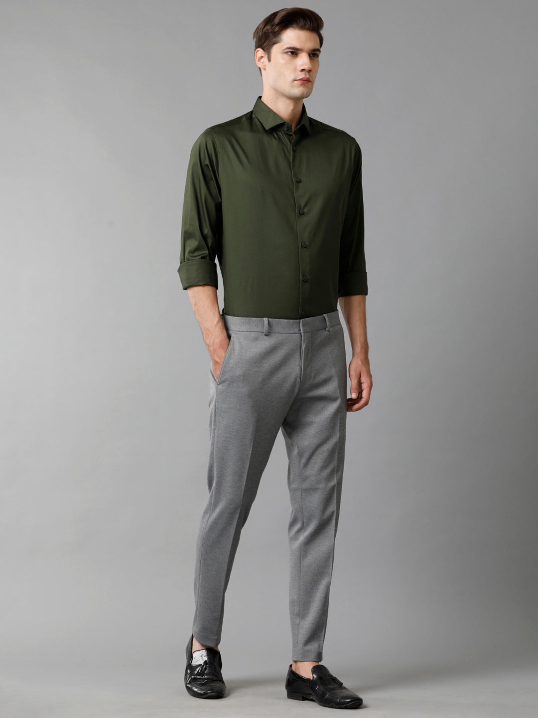 Buy Men Grey Solid Regular Fit Formal Trousers Online - 178542 | Peter  England