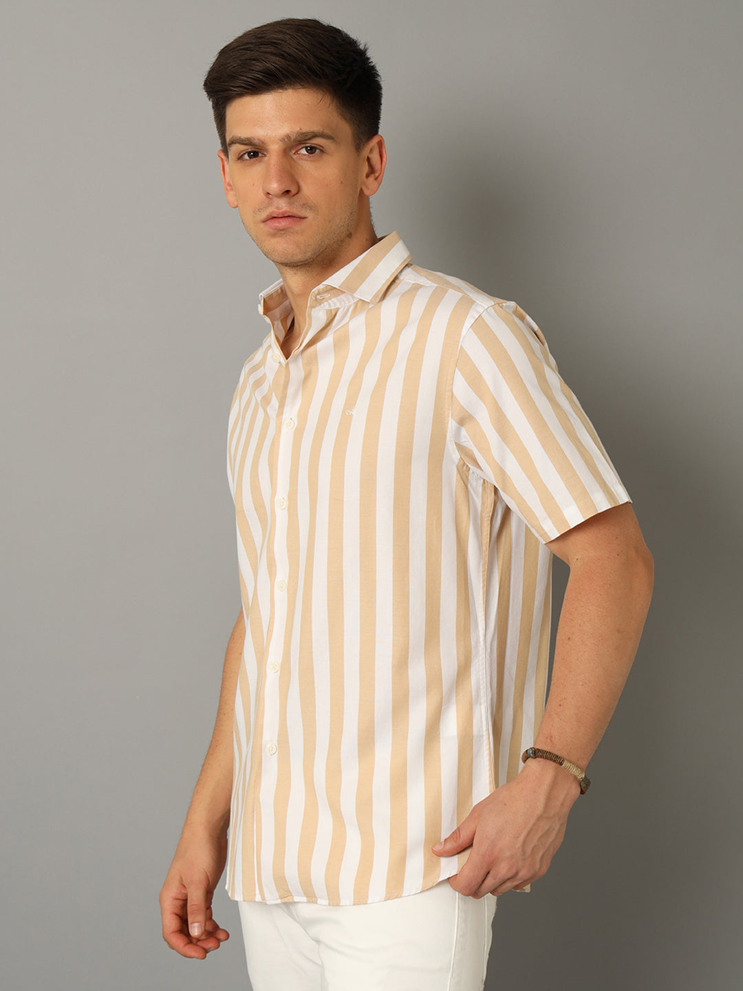 Aldeno Men Striped Casual Beige Shirt