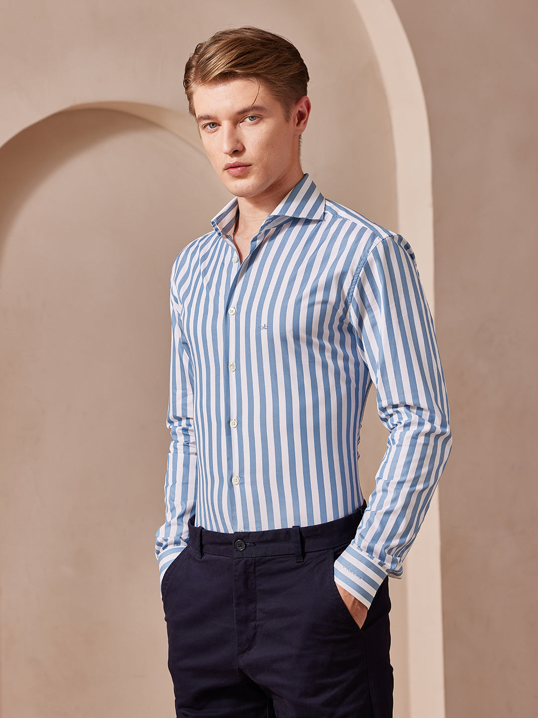 Aldeno Men Slim Fit Stripes White, blue Cotton Shirt (MORN)