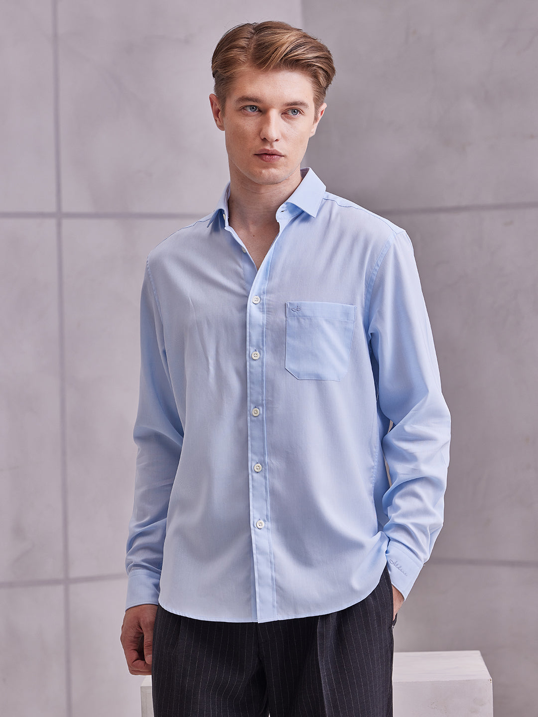 Aldeno Men Regular Fit Solid Light blue Cotton Shirt (MATV)