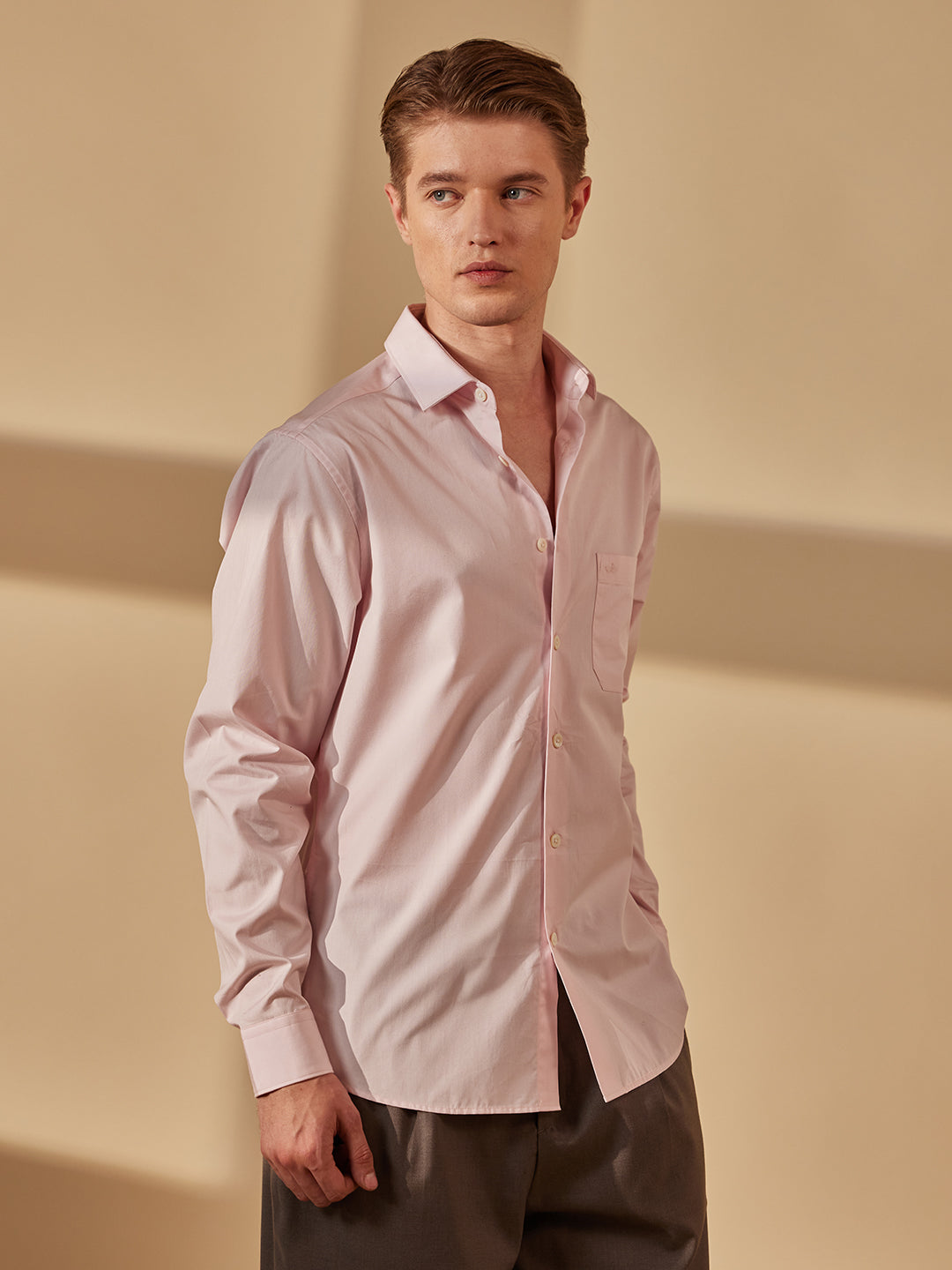 Aldeno Men Regular Fit Solid Pink Cotton Shirt (MIRH)