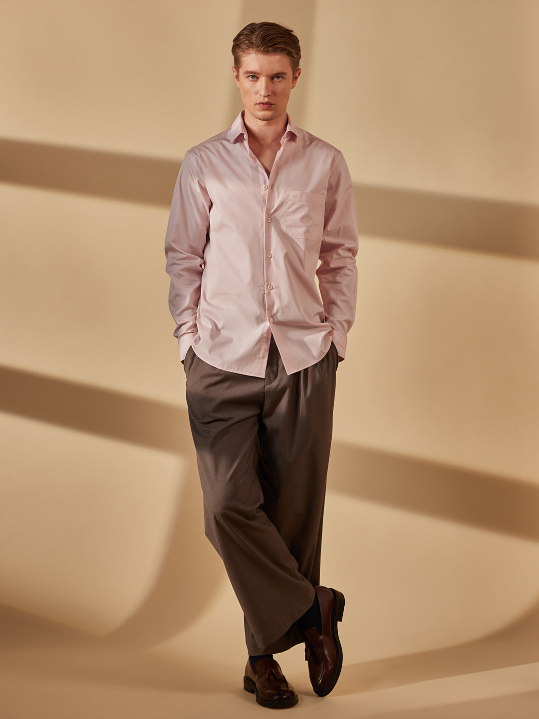 Aldeno Men Regular Fit Solid Pink Cotton Shirt (MIRH)