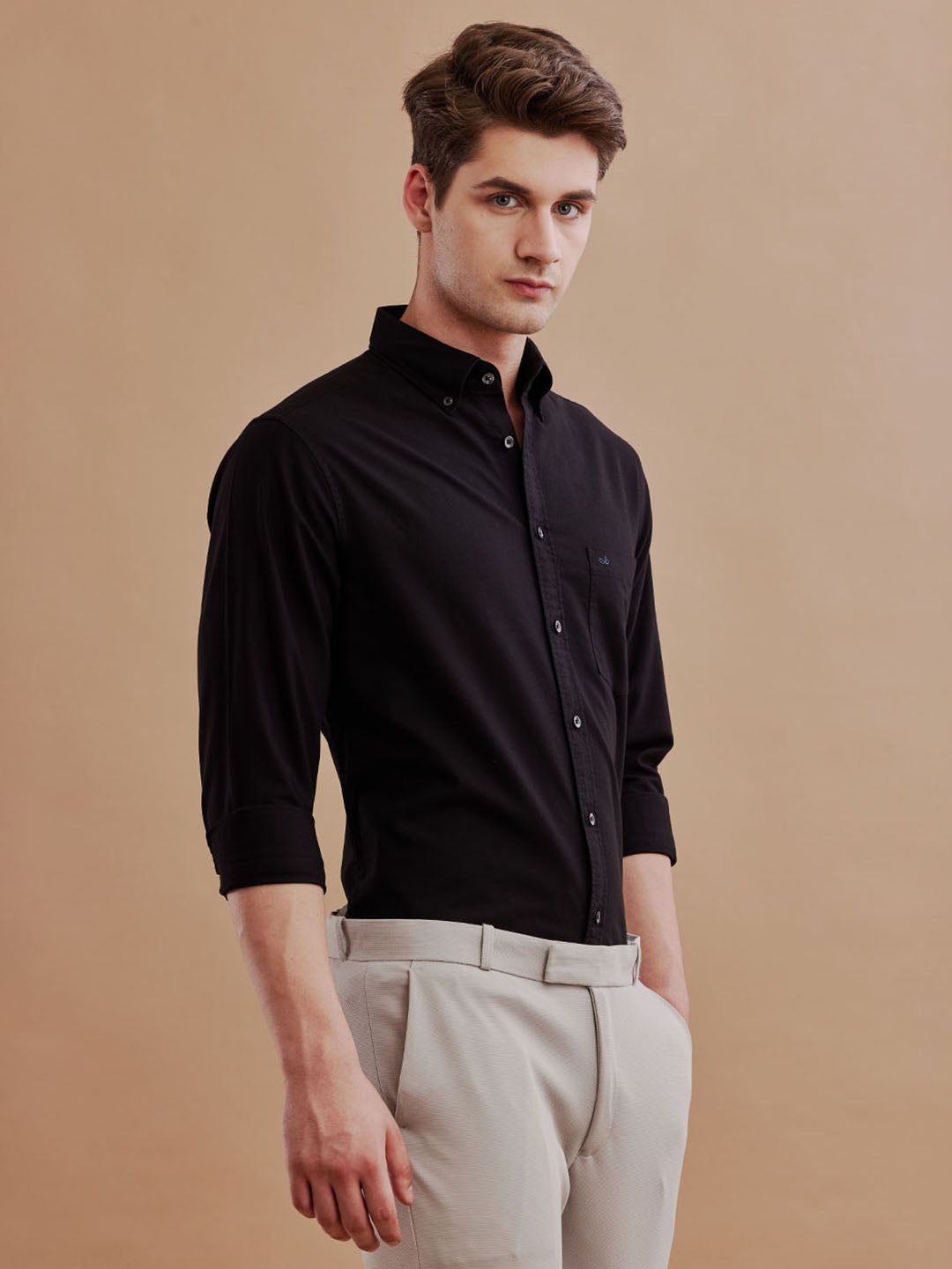 Aldeno Men Solid Casual Black Shirt